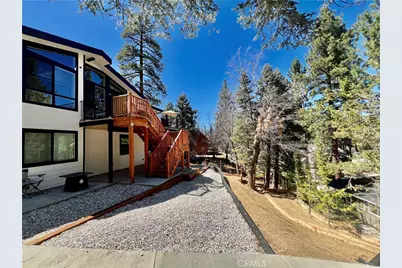 43290 Shasta, Big Bear Lake, CA 92315 - Photo 13