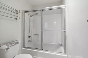 5143 Bakman, North Hollywood, CA 91601 - Photo 9