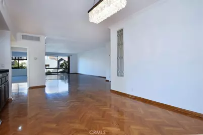 11560 Moorpark St #203, Studio City, CA 91602 - Photo 9