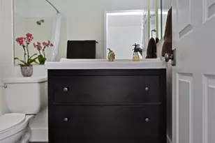 11560 Moorpark St, Studio City, CA 91602 - Photo 43