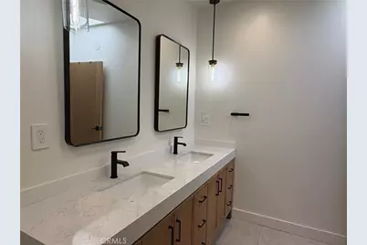 4236 Ellenita Avenue, Tarzana, CA 91356 - Photo 17