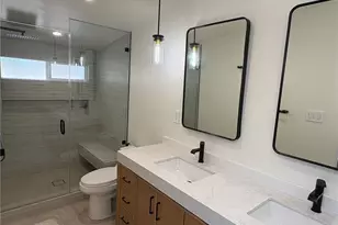 4236 Ellenita Ave, Tarzana, CA 91356 - Photo 19