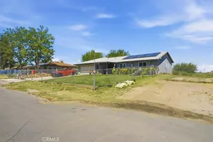 15235 Newmont, Lancaster, CA 93535 - Photo 33