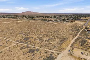 15235 Newmont, Lancaster, CA 93535 - Photo 43