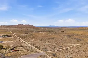 15235 Newmont, Lancaster, CA 93535 - Photo 45