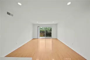 23515 Lyons, Valencia, CA 91355 - Photo 9