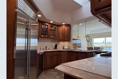 5255 Zelzah Avenue #302, Encino, CA 91316 - Photo 11