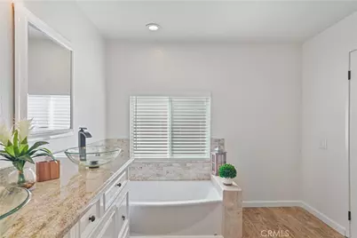 27903 Vista View Drive, Canyon Country, CA 91351 - Photo 33