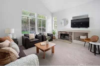29522 Mammoth, Canyon Country, CA 91387 - Photo 7