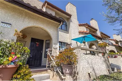 14325 Terra Bella, Panorama City, CA 91402 - Photo 3