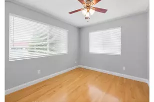 19231 Sherman Way, Reseda, CA 91335 - Photo 3