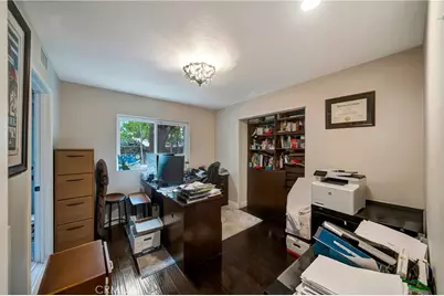 5181 Brian Lane, Encino, CA 91436 - Photo 17