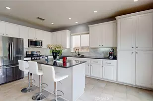 28312 Sycamore Dr, Saugus, CA 91350 - Photo 9