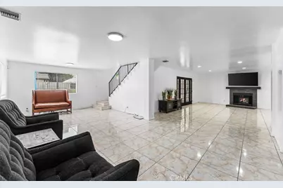 7431 Vanalden, Reseda, CA 91335 - Photo 9