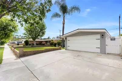 19124 Drycliff Street, Canyon Country, CA 91351 - Photo 3