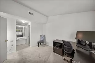 19163 Ave Of The Oaks, Newhall, CA 91321 - Photo 25