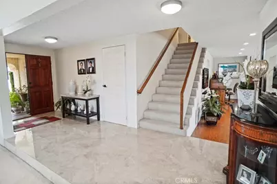 9730 Mustang Way, Sunland, CA 91040 - Photo 7