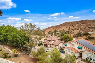 9730 Mustang Way, Sunland, CA 91040 - Photo 23