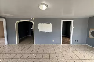 407 E St, Taft, CA 93268 - Photo 21