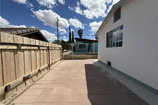 407 E St, Taft, CA 93268 - Photo 5