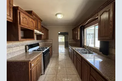 407 E Street, Taft, CA 93268 - Photo 15