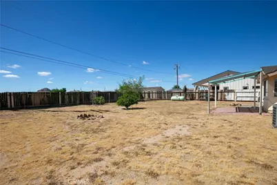 10416 Peach Avenue, California City, CA 93505 - Photo 23