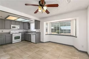 10416 Peach Ave, California City, CA 93505 - Photo 7