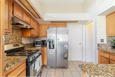 5813 W Avenue L11, Quartz Hill, CA 93536 - Photo 17