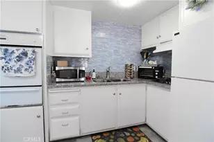 11401 Topanga Canyon, Chatsworth, CA 91311 - Photo 9