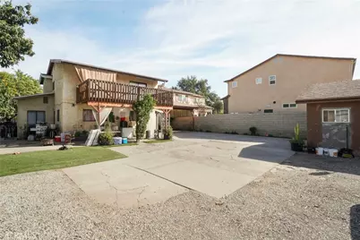 9349 Burnet Avenue, North Hills, CA 91343 - Photo 9