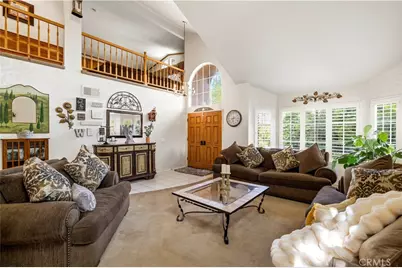 28931 Woodside, Saugus, CA 91390 - Photo 3