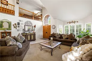 28931 Woodside, Saugus, CA 91390 - Photo 3