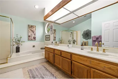 28931 Woodside, Saugus, CA 91390 - Photo 13