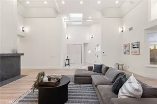 14713 Valleyheart Dr, Sherman Oaks, CA 91403 - Photo 7