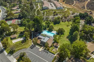 19958 Ave Of The Oaks, Newhall, CA 91321 - Photo 21