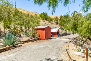 13602 Sego, Agua Dulce, CA 91390 - Photo 59