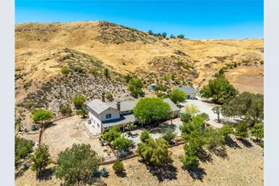 13602 Sego, Agua Dulce, CA 91390 - Photo 53