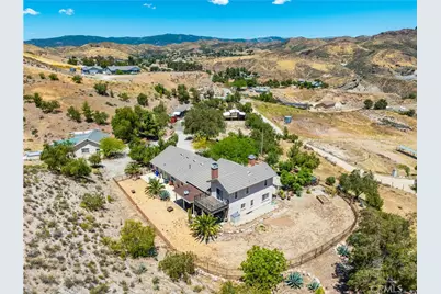 13602 Sego, Agua Dulce, CA 91390 - Photo 51