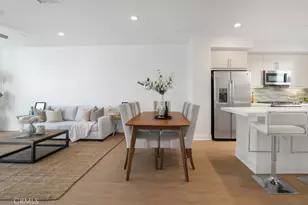 10832 W Riverton Ct, Toluca Lake, CA 91602 - Photo 9