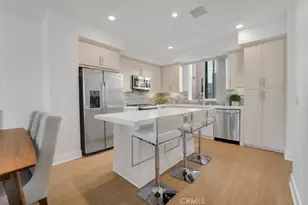 10832 W Riverton Ct, Toluca Lake, CA 91602 - Photo 5