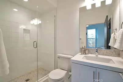 10832 W Riverton Court, Toluca Lake, CA 91602 - Photo 23