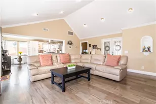 17554 Doric St, Granada Hills, CA 91344 - Photo 5