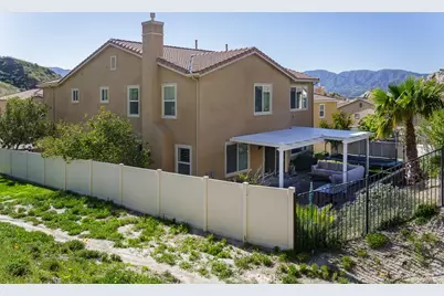 15503 Megan Drive, Canyon Country, CA 91387 - Photo 7