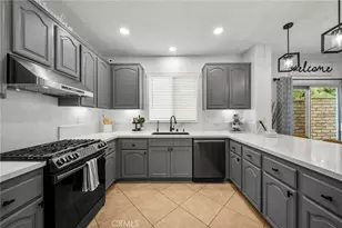 28341 Willow Ct, Saugus, CA 91350 - Photo 17