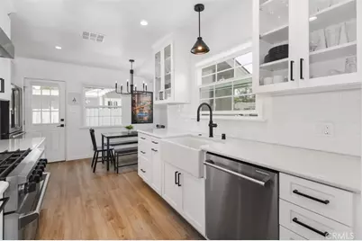 22031 W Galvez Street, Woodland Hills, CA 91364 - Photo 15