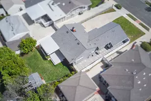 22031 Galvez St, Woodland Hills, CA 91364 - Photo 37