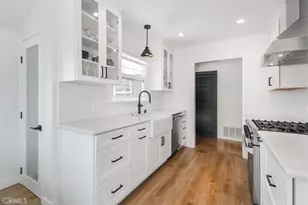 22031 W Galvez St, Woodland Hills, CA 91364 - Photo 9