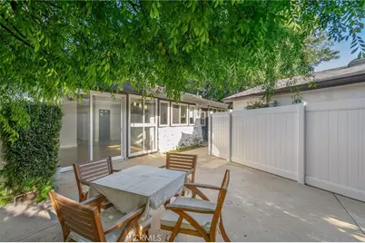 8341 Delco Avenue, Winnetka, CA 91306 - Photo 19