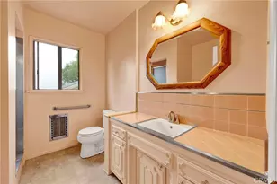 633 Groton Dr, Burbank, CA 91504 - Photo 25