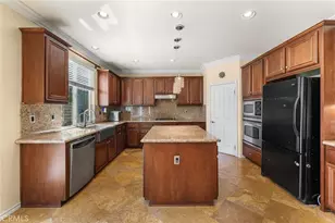 17526 Dove Willow St, Canyon Country, CA 91387 - Photo 23
